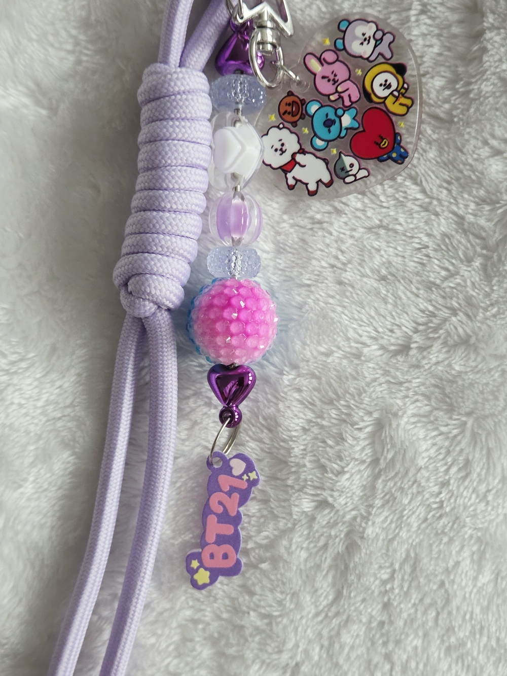 BT21 BTS Lavender Heart Clip Keychain with Bead Charm Kpop Bag Charm - Picture 3 of 4